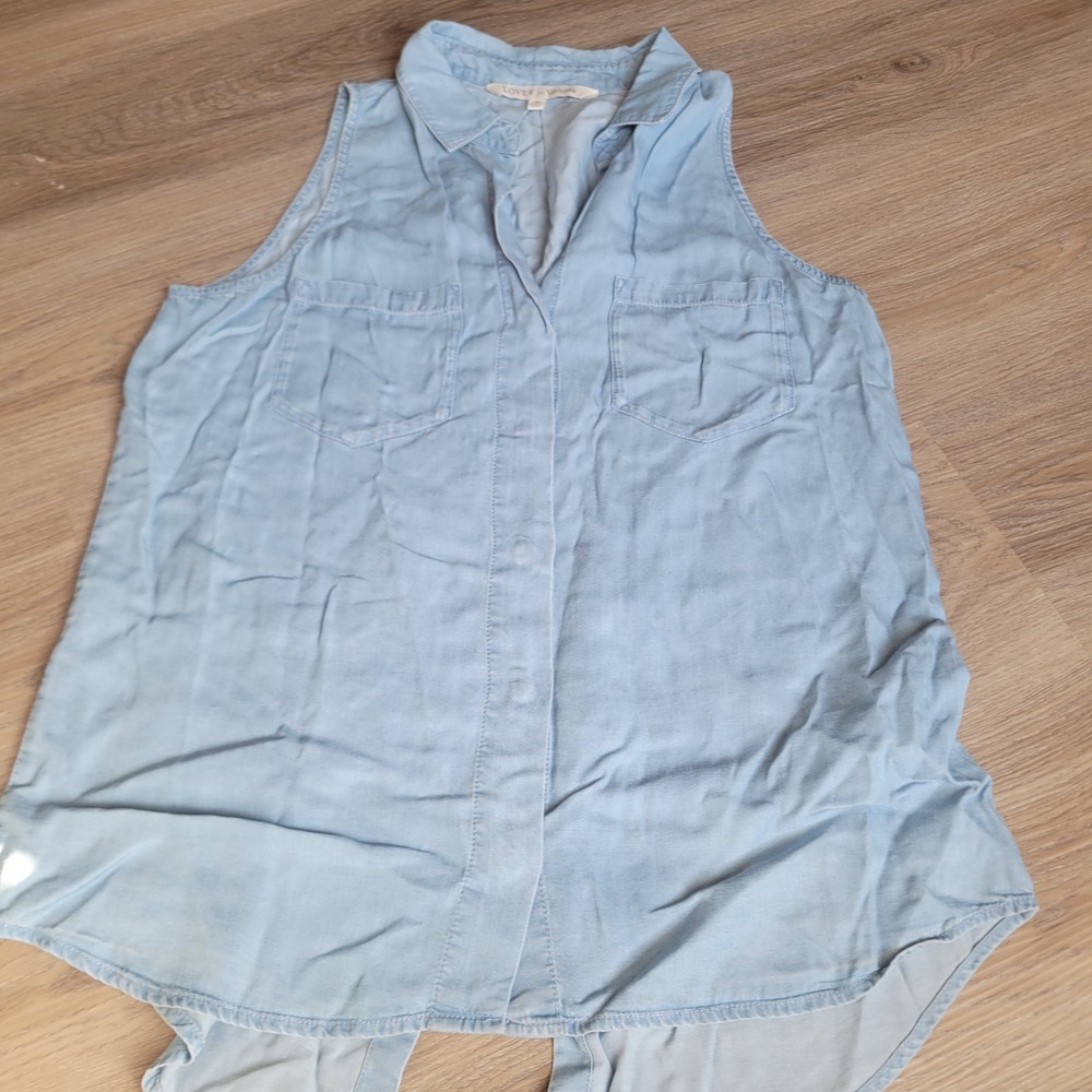 LOVE 8 for Versona‎ Women Sleeveless Top M Light Blue Lyocell Casual Split Back